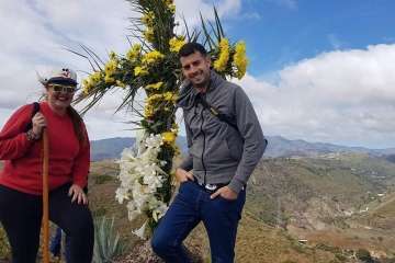 Enrame de la Cruz en lo alto de la montaña de Lomo Blanco-Telde (Foto TA)